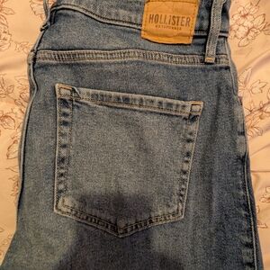 Hollister Classic Denim Jeans for Women